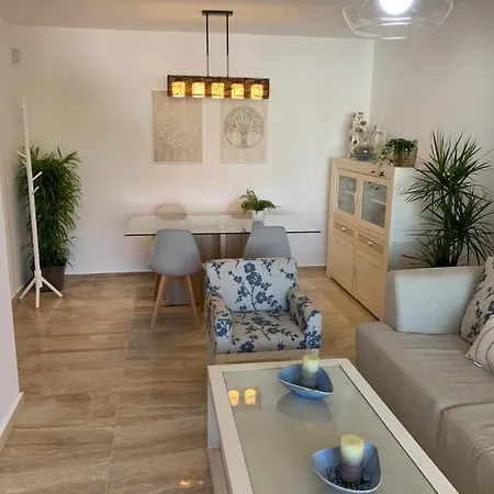 Acogedor Apartamento En Chapas Marbella